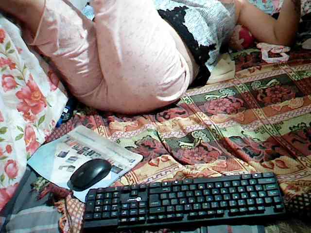 hotmama38 webcam