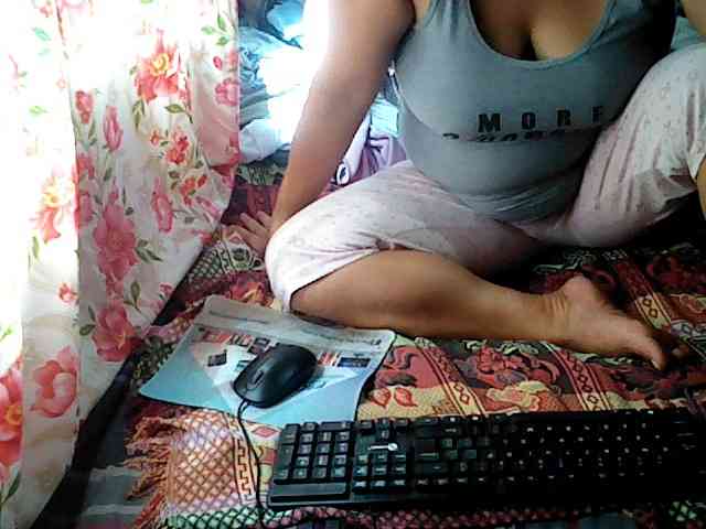 hotmama38 webcam