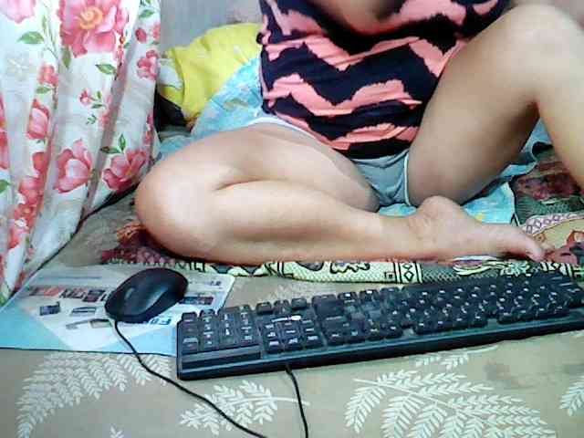 hotmama38 webcam