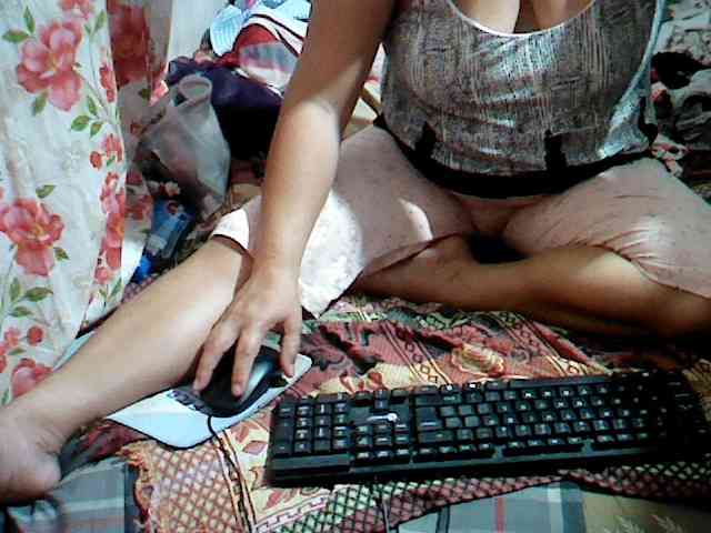 hotmama38 webcam