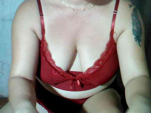 hotmama38 webcam