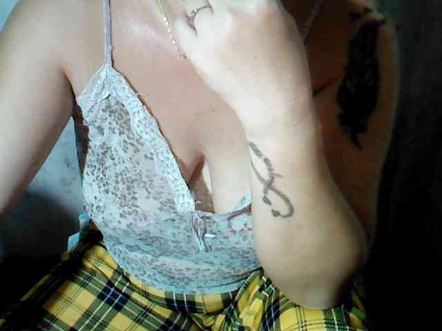 hotmama38 webcam