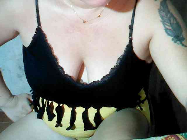 hotmama38 webcam