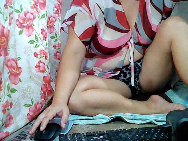 hotmama38 webcam
