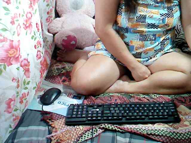 hotmama38 webcam