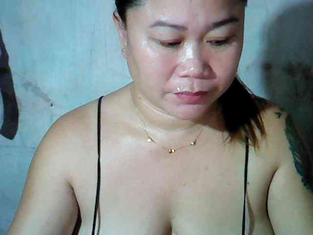 hotmama38 webcam