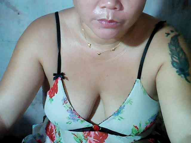 hotmama38 webcam