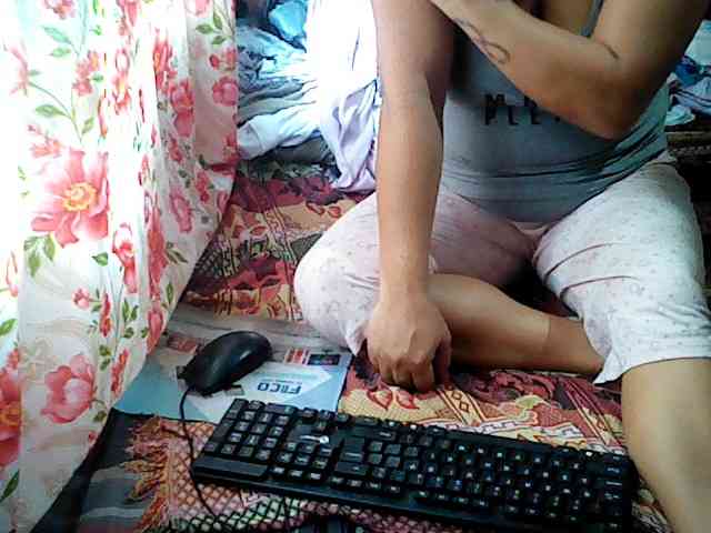 hotmama38 webcam