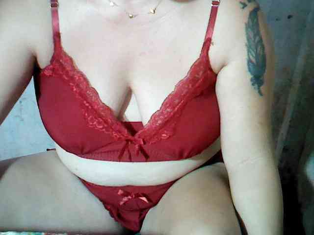 hotmama38 webcam