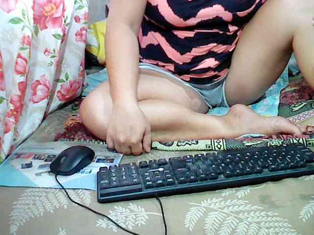 hotmama38 webcam
