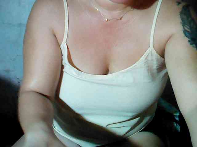 hotmama38 webcam