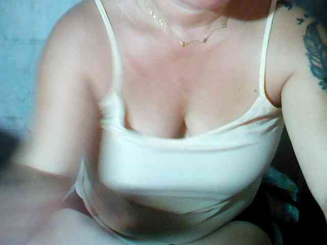 hotmama38 webcam