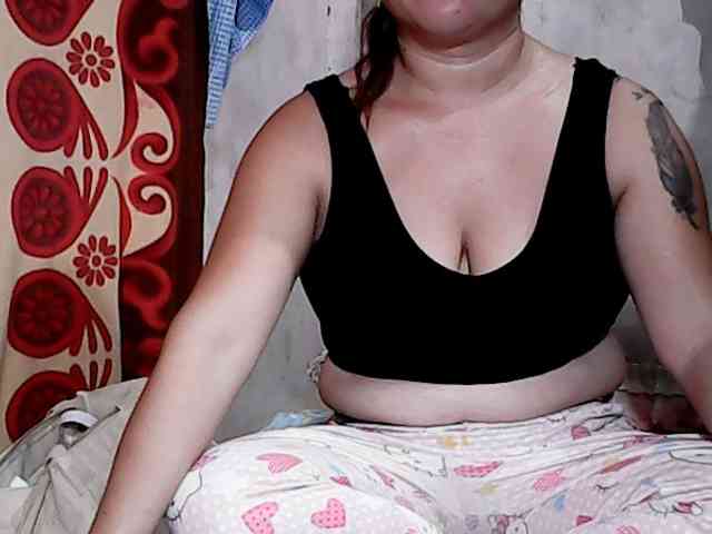 hotmama38 webcam