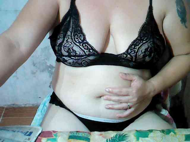 lovelylovelybabexx