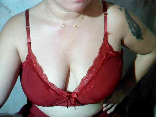 hotmama38 webcam
