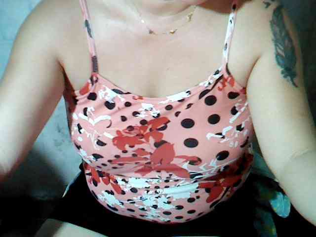 hotmama38 webcam