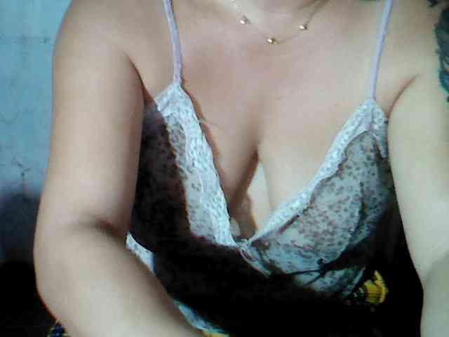hotmama38 webcam