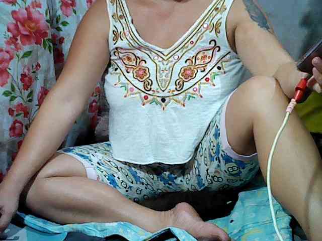 hotmama38 webcam