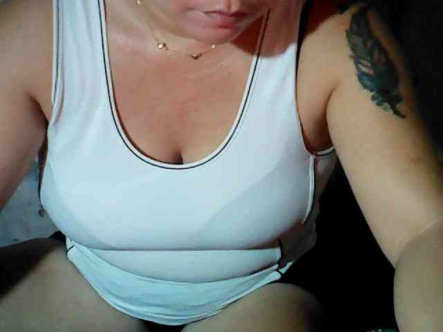 hotmama38 webcam