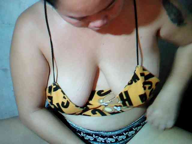 hotmama38 webcam