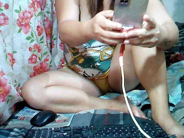 hotmama38 webcam