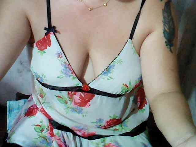 lovelylovelybabe... Live Webcam on BongaCams