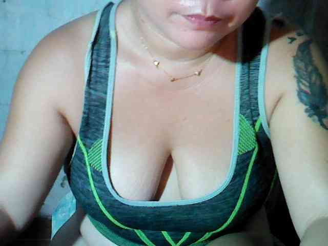 hotmama38 webcam