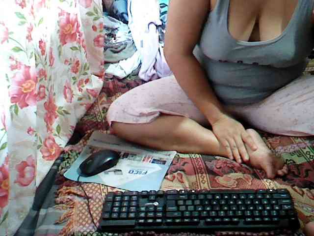 hotmama38 webcam