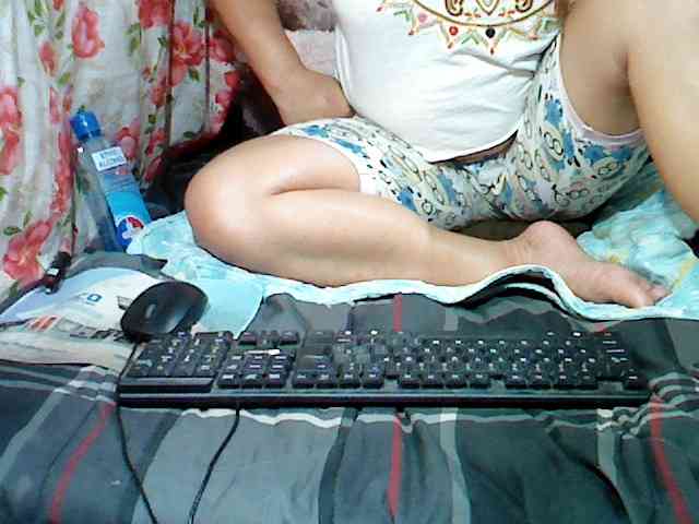 hotmama38 webcam