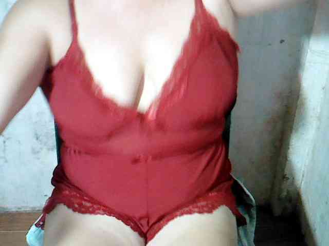 hotmama38 webcam