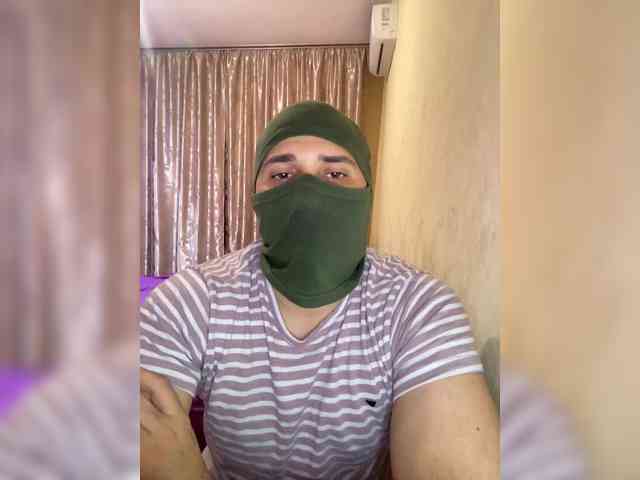 Andrey1223-1 Live Webcam on {site_name}