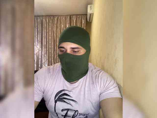 Andrey1223-1 Live Webcam on {site_name}