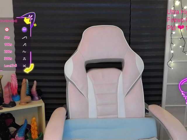 NicoleBunny24's BongaCams show and profile