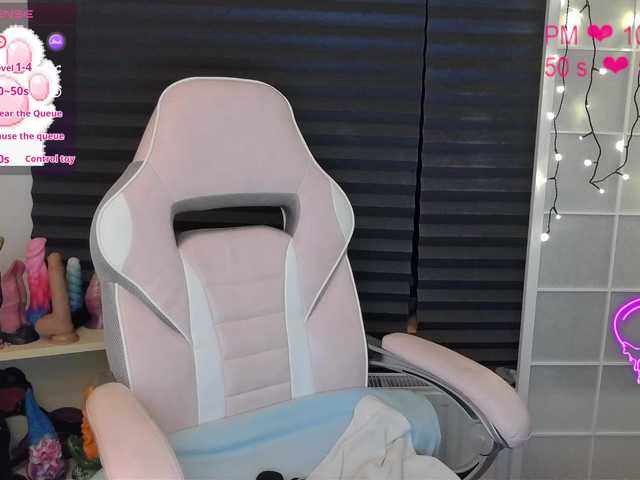 NicoleBunny24 live cam