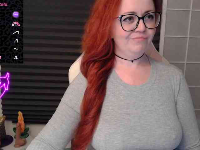 NicoleBunny24 webcam