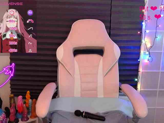 NicoleBunny24 webcam