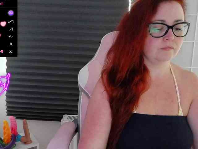 NicoleBunny24 webcam