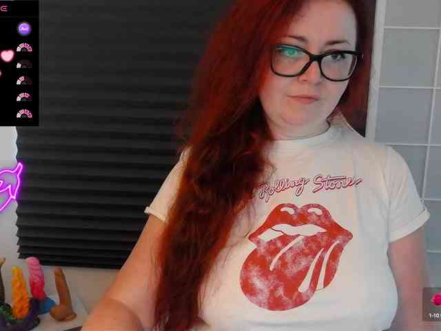 NicoleBunny24 webcam