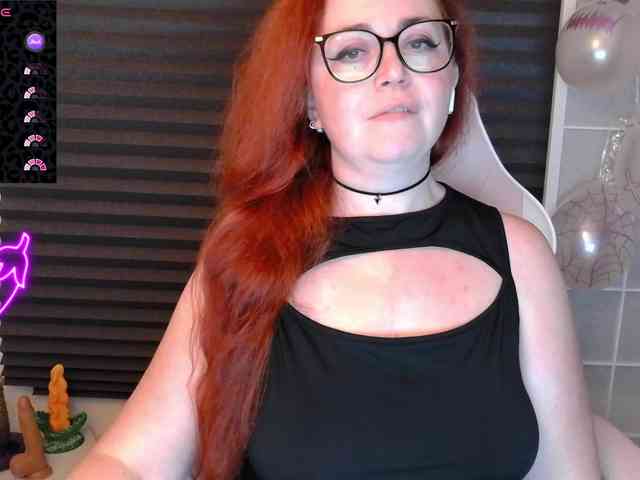 NicoleBunny24 webcam