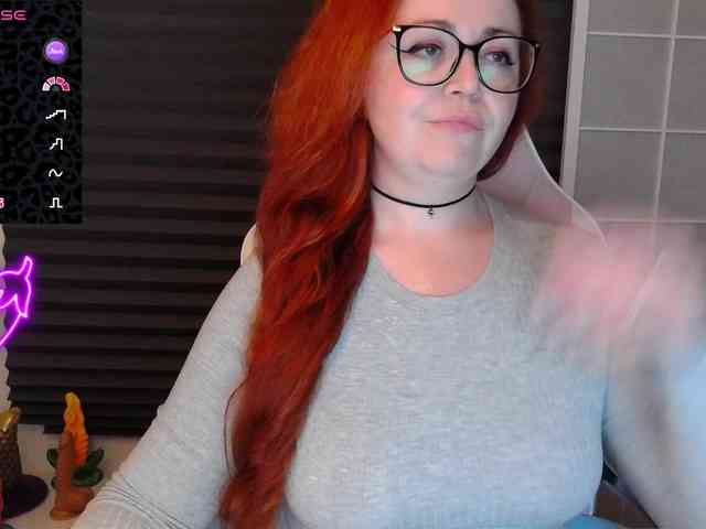 NicoleBunny24 webcam