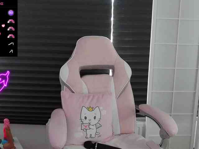 NicoleBunny24 webcam