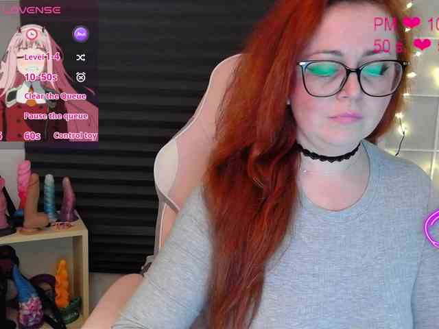 NicoleBunny24 webcam