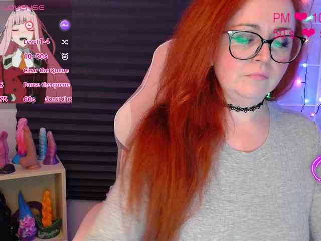 NicoleBunny24 webcam