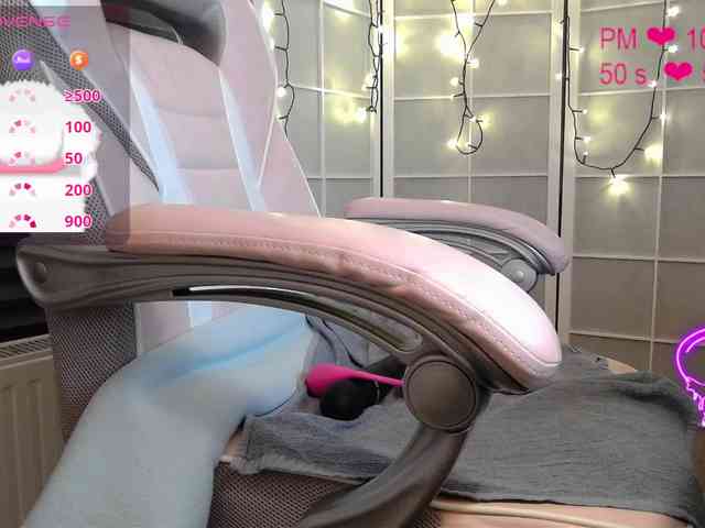 NicoleBunny24 webcam