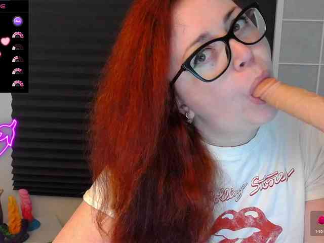 NicoleBunny24 webcam