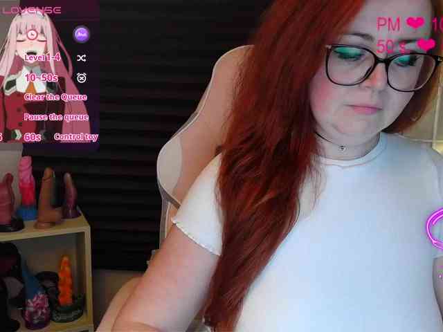 NicoleBunny24 webcam