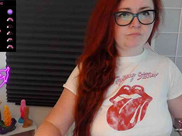 NicoleBunny24 webcam