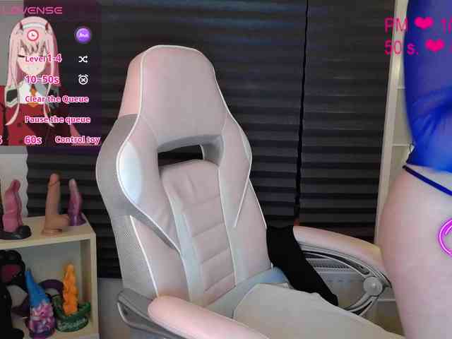 NicoleBunny24 webcam