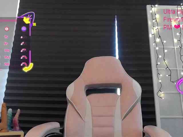 NicoleBunny24 webcam