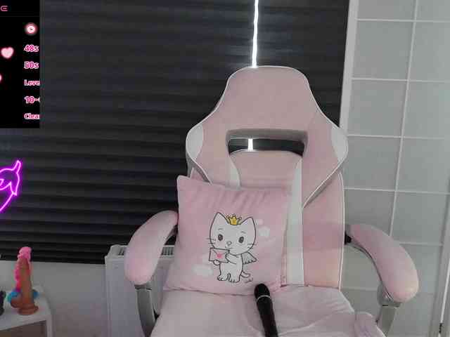 NicoleBunny24 webcam
